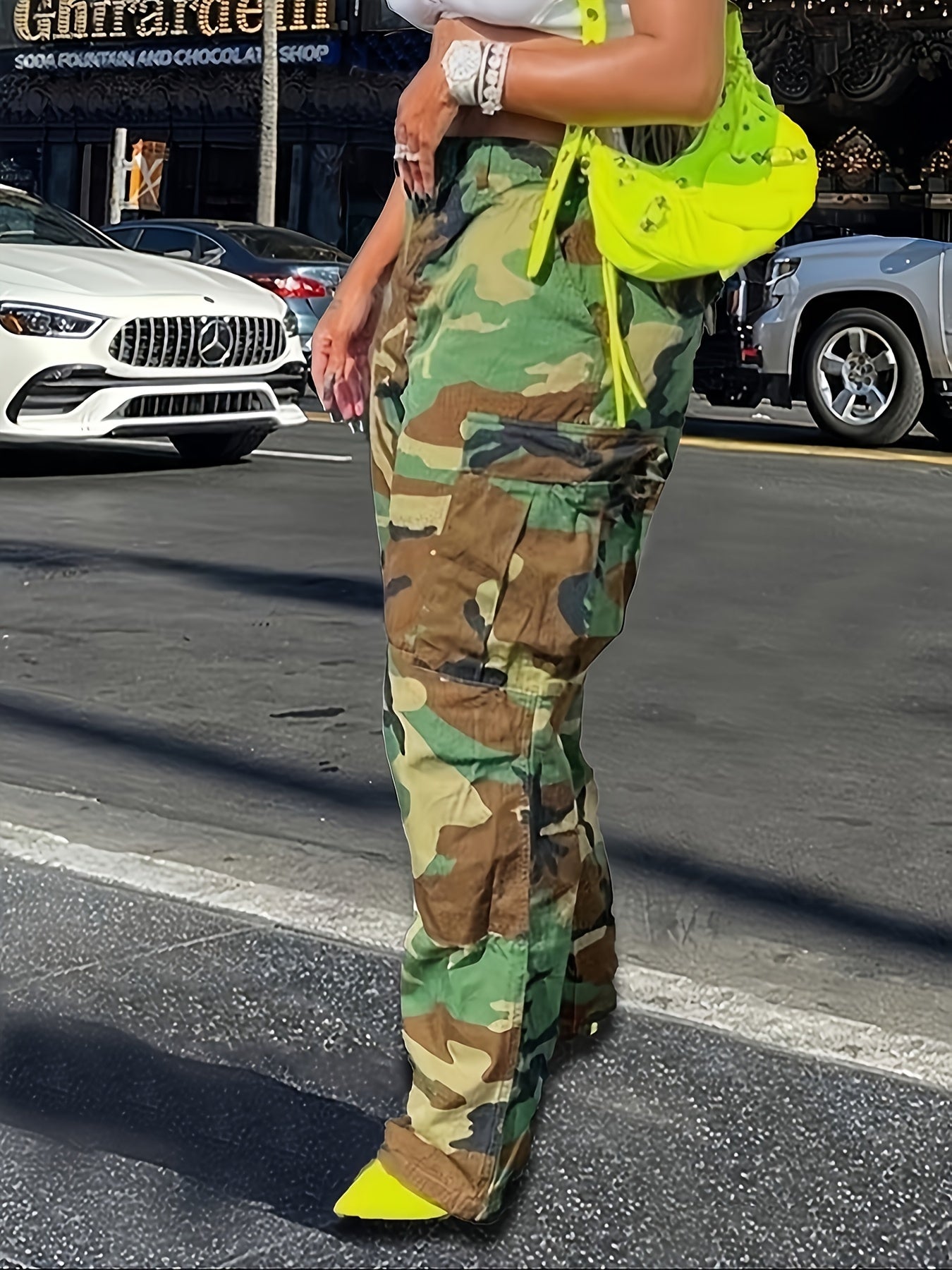 High-Waisted Women's Camo Cargo Pants, Polyester & Viscose Blend - Straight Fit, Machine Washable, with Pockets