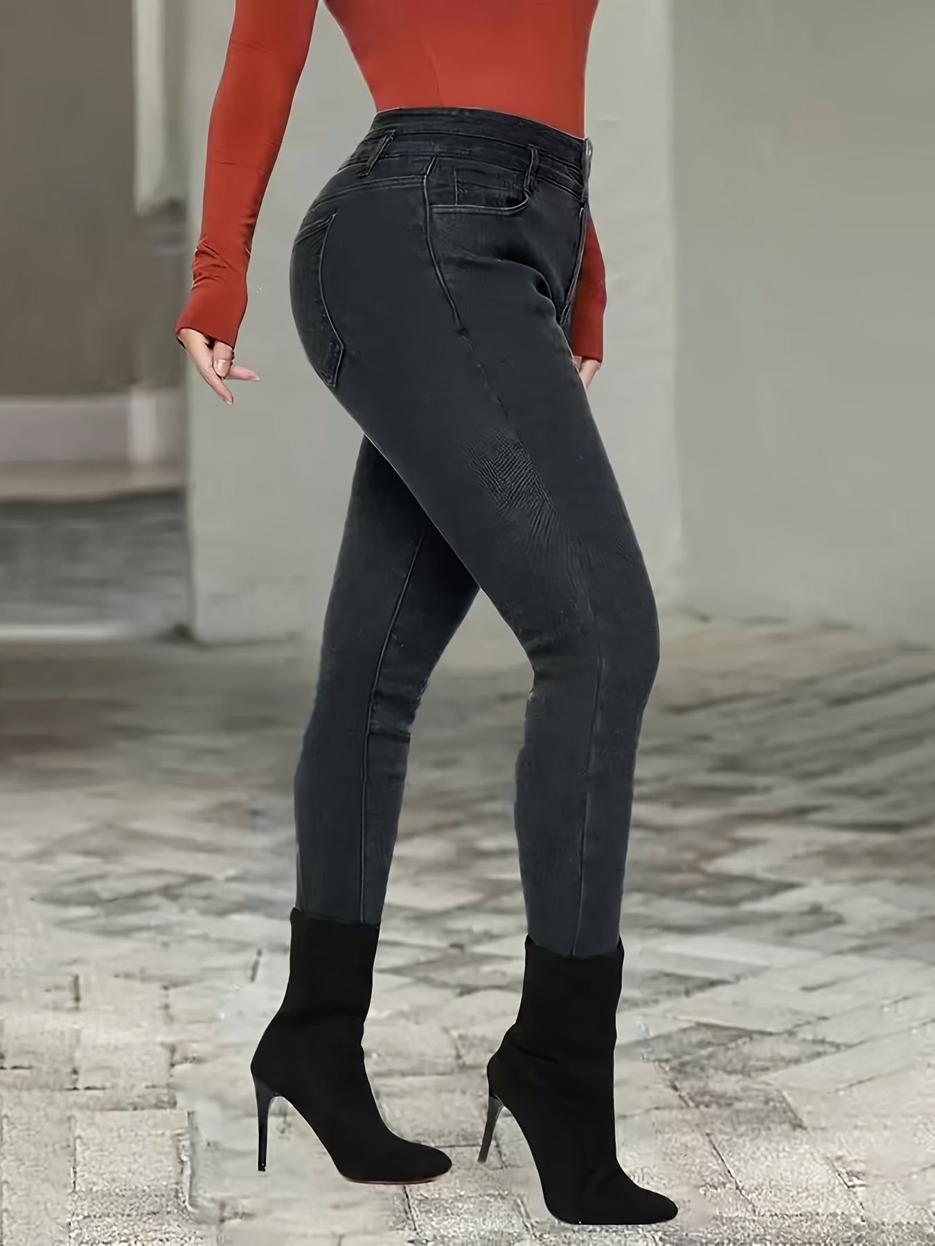 Women's Plus Size Fleece-Lined Jeans