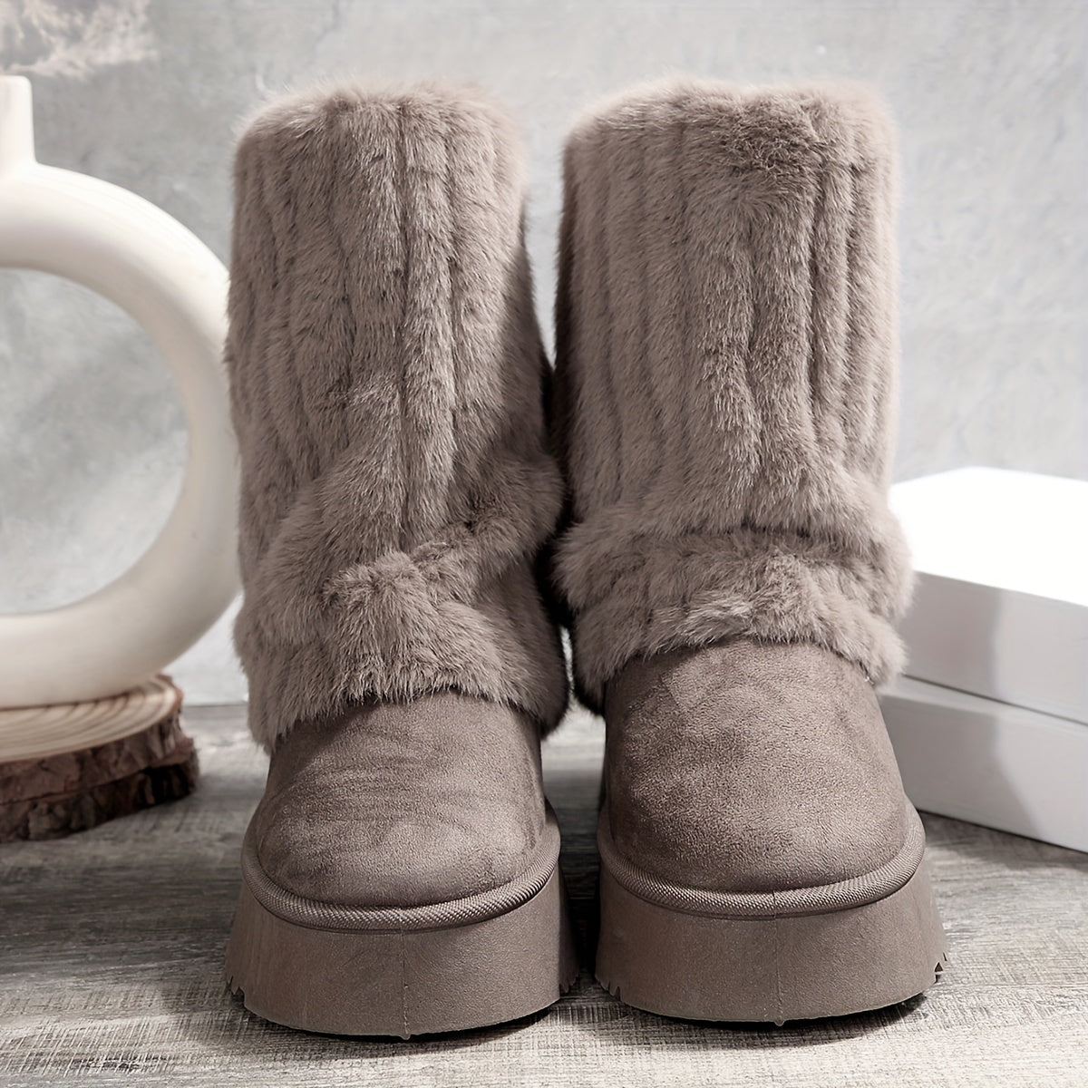 Women's Plus Size Cozy Faux Fur-Lined Snow Boots