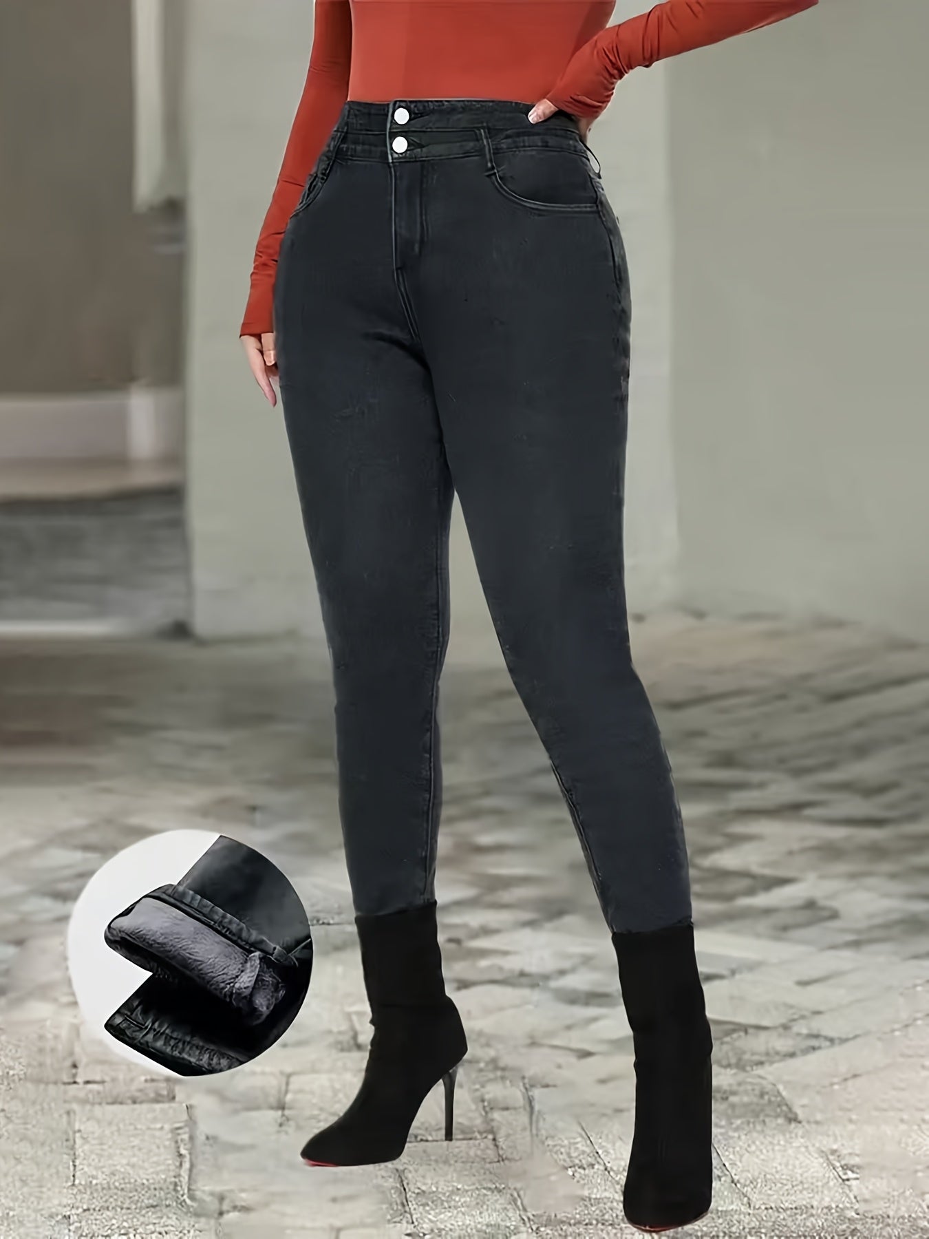 Women's Plus Size Fleece-Lined Jeans